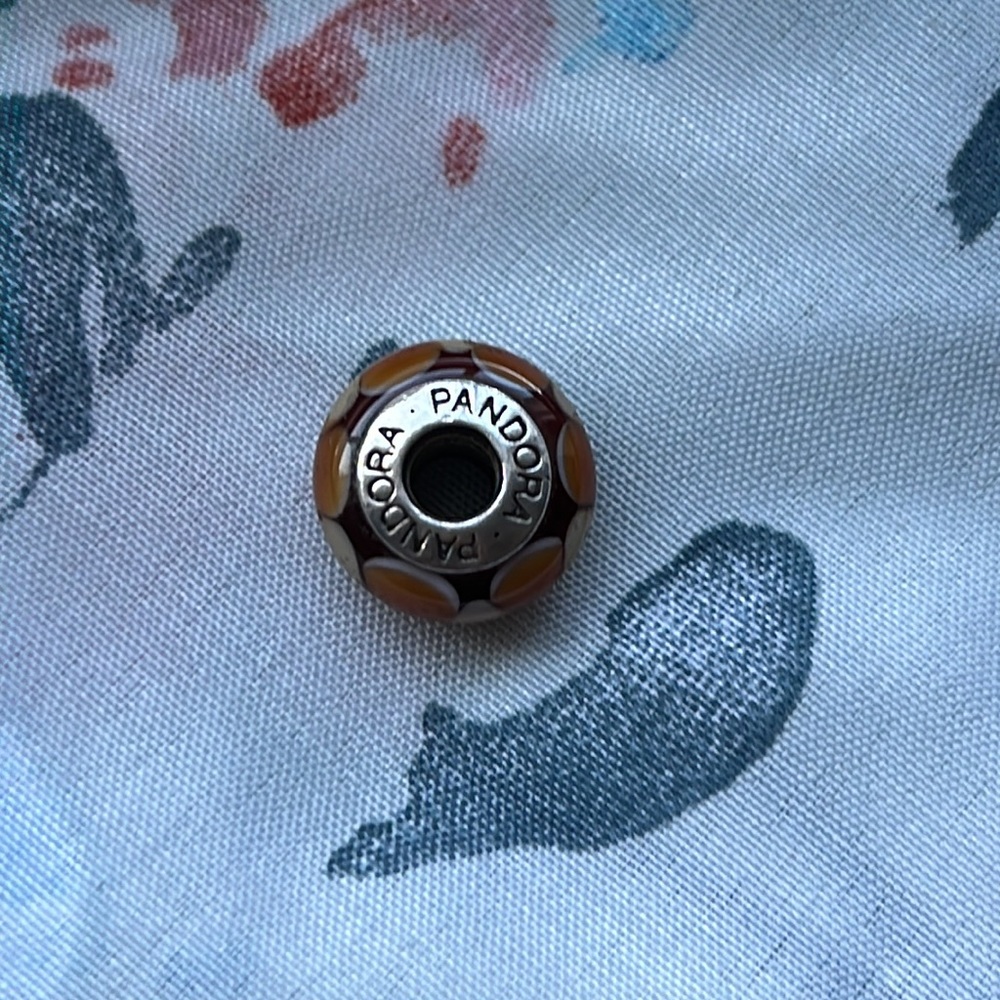 Authentic Pandora Charm - Picture 2 of 4